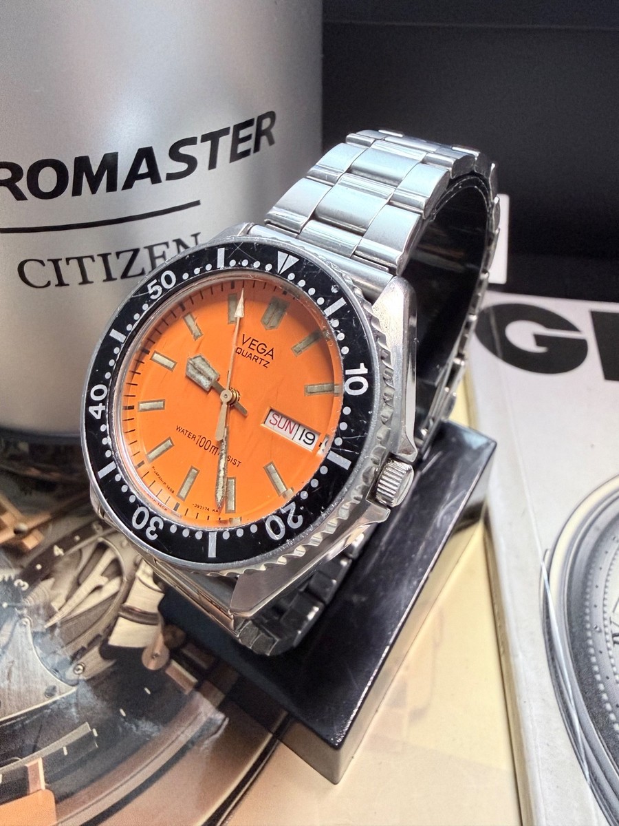 RARE Vintage CITIZEN Vega Diver Watch 100m Water Resist 1980s