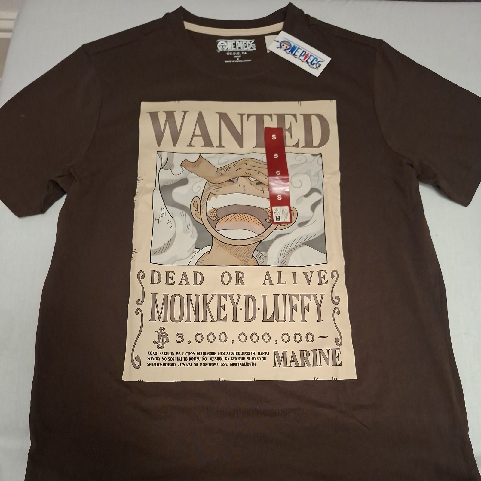 PEQUEÑA Camiseta One Piece Monkey D. Luffy Wanted Beige Original