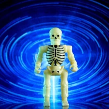 SKULLWORLD WARRIORS SKULLFACE SOFUBI GID GLOW SOFT VINYL TOY FIGURE SKULLMARK