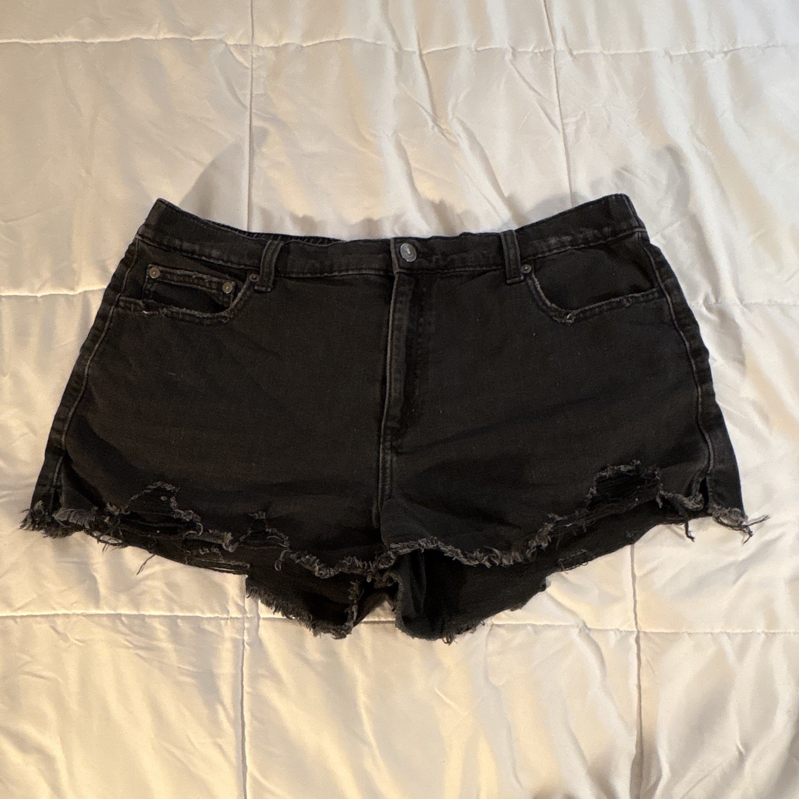Aerie Women's Black Cutoff Denim Shorts Raw Hem Pockets Size XL Casual