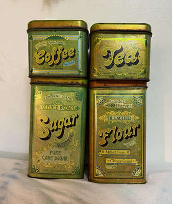 Golden Harvest Flour Tin Canister, Bakery Theme 1970s Vintage