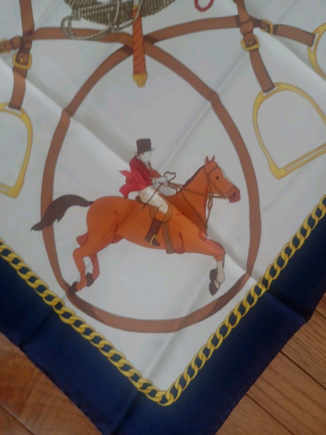 Vintage Gucci Horse Jockeys Blue Trim Silk Scarf 33”x33"  Ref4011 NWT  thumbnail 4