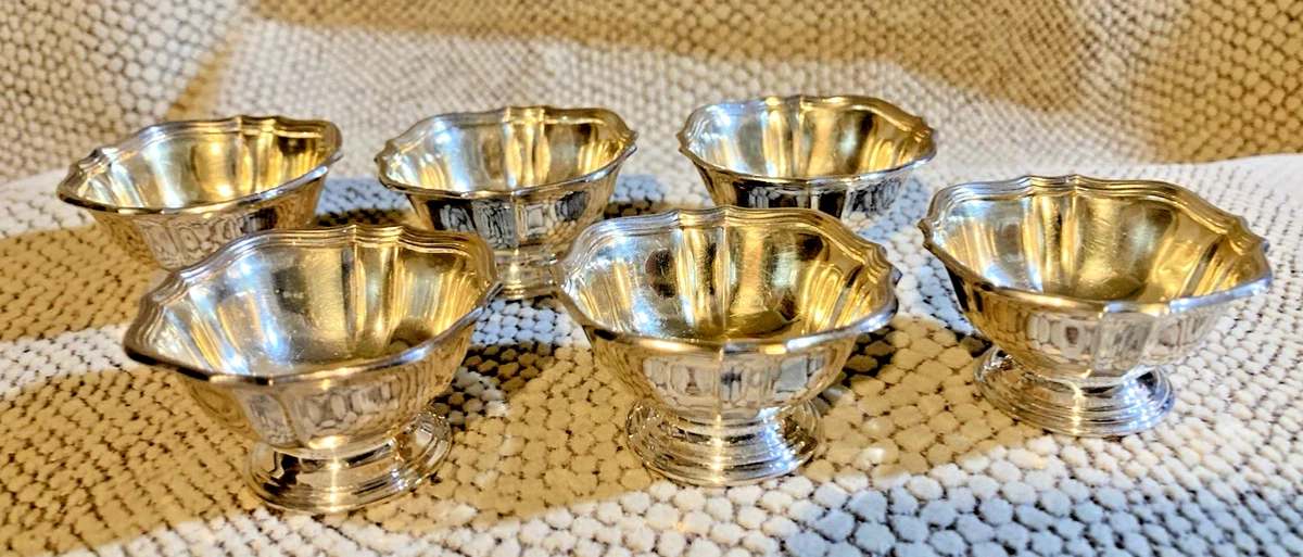 Tiffany & Co. 1900-1940 Antique US Sterling Silver Salt Cellars
