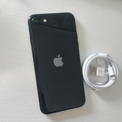 Apple iPhone SE (2020) 2nd Gen. 128 GB Black (Factory Unlocked) Smartphone