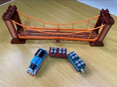 TAKARA TOMY Plarail Thomas the Tank Engine Wobble Suspension Bridge Set Tested