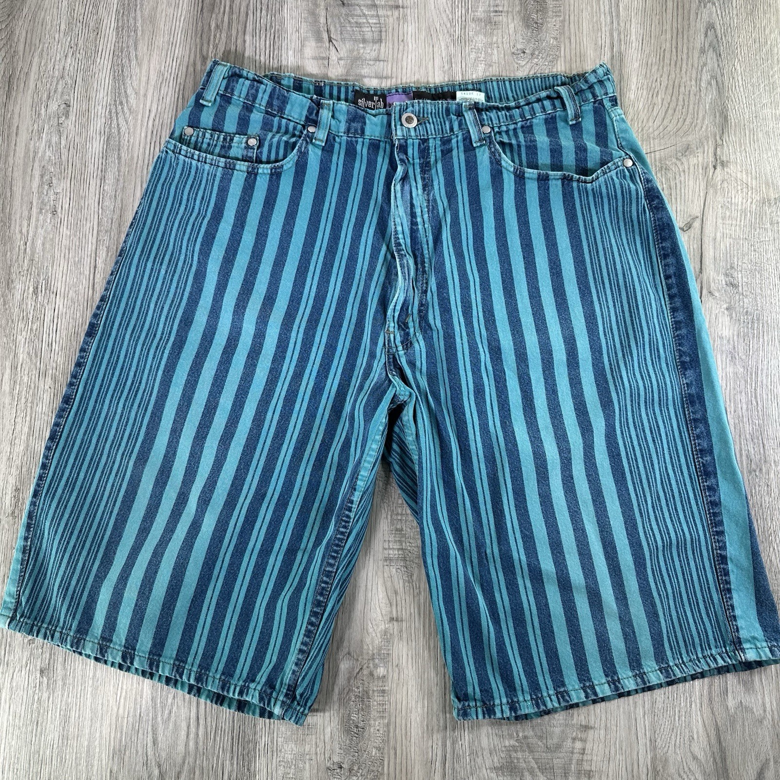 Vintage Levis Silver Tab Baggy Jean Shorts Men 36 Green Striped Made in USA