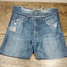 Amercian Eagle Jeans Mens 38 x 32 Denim Blue BOOTCUT Distressed Holes Thrashed