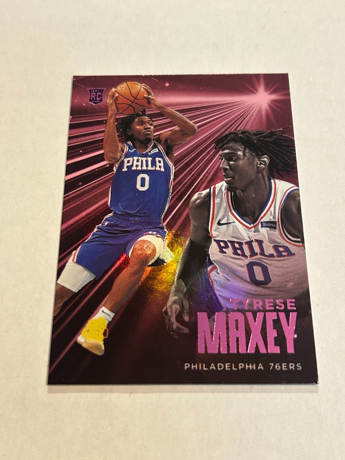 2020-21 Panini Chronicles Essentials Tyrese Maxey #208 Pink Rookie 76ers MS1