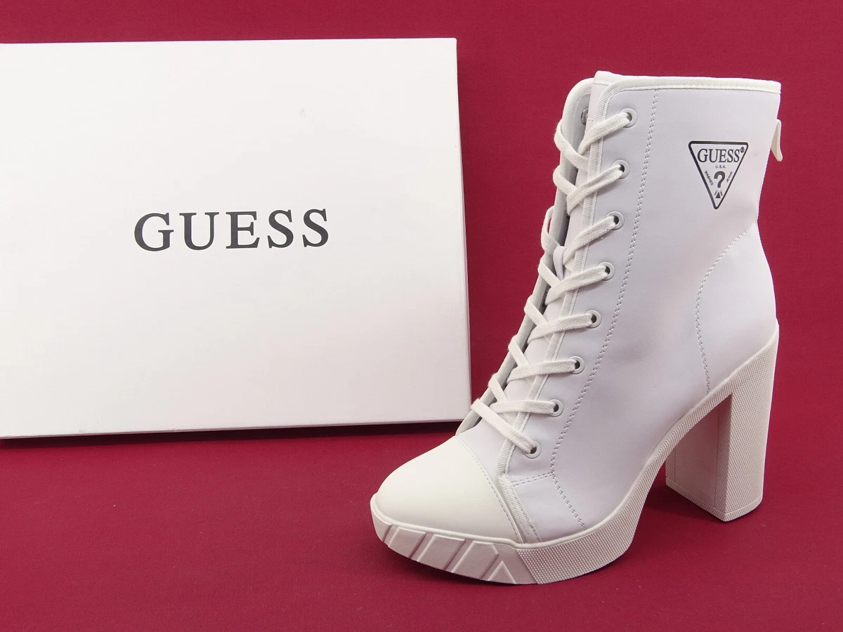 stivali bianchi guess