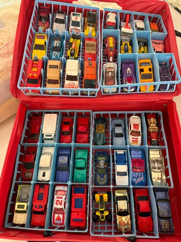 (48) VINTAGE Hot Wheels Blackwalls Lot w/Case Good!