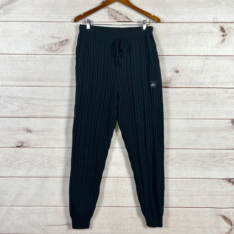 alo-yoga winter bliss jogger cable knit drawstring waist pants