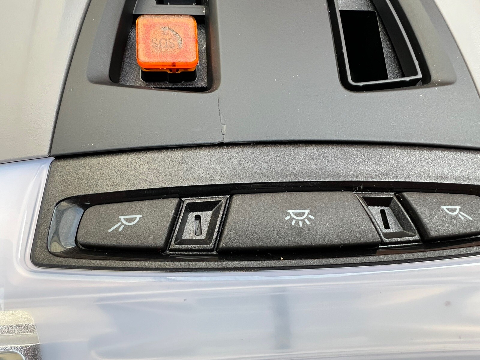 BMW F45 F46 F48 F39 Reading Roof Light Centre SOS 9348998 Grey