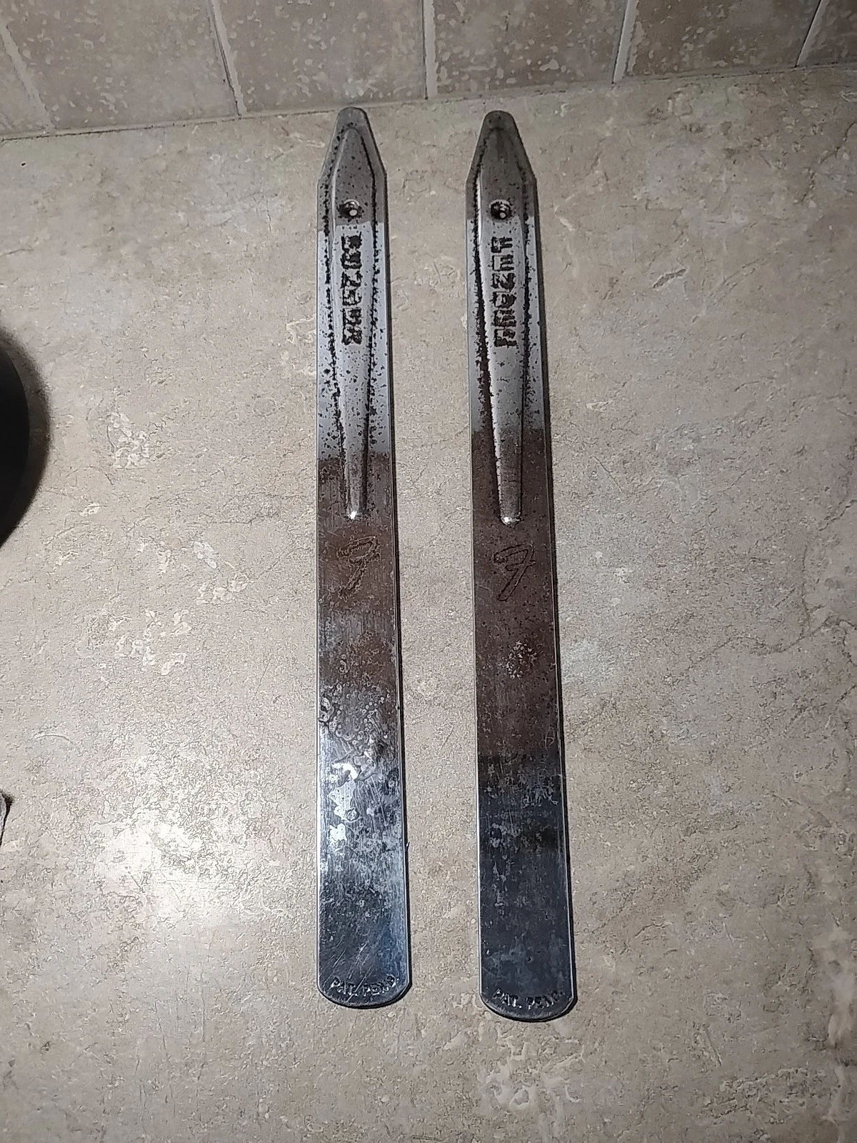 Picture 1 of 5