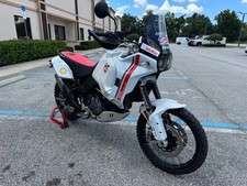 2023 Ducati 900 