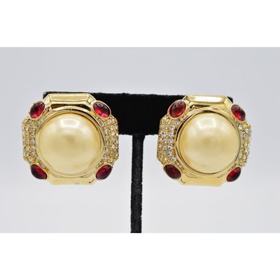 Ciner Vintage Cabochon Clip Earrings Red Rhinestone Gold Pearl Signed BinW