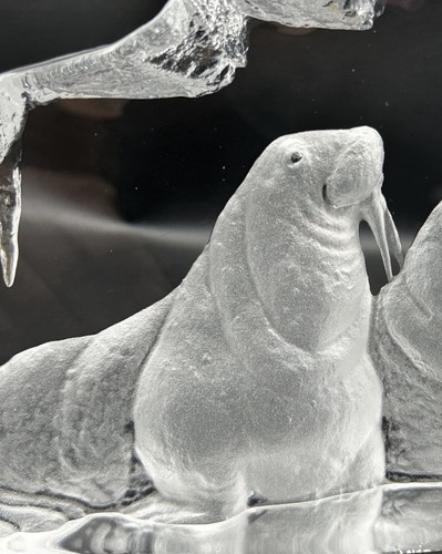 Walrus by Mats Jonasson large Etched Lead Crystal Sculpture signed & Immaculate - Picture 7 of 18
