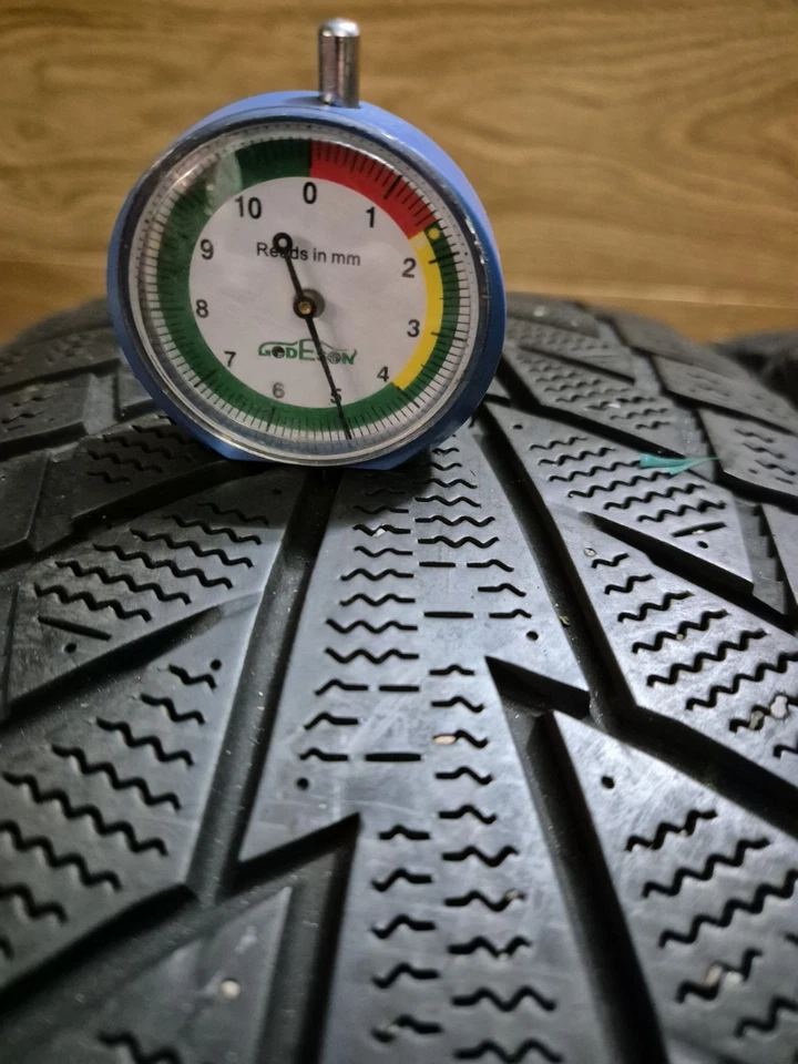 4x Winterreifen 205/65 R16 99T Hankook  Winter i*cept IZ2 W-616 DOT 3618 - Bild 4 von 4