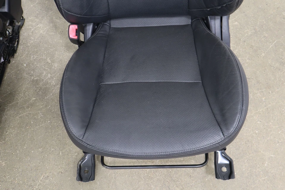 08-15 Mitsubishi Lancer Evolution Evo X Heated Black Leather Seats (Front/Rear) - Image 4 of 4