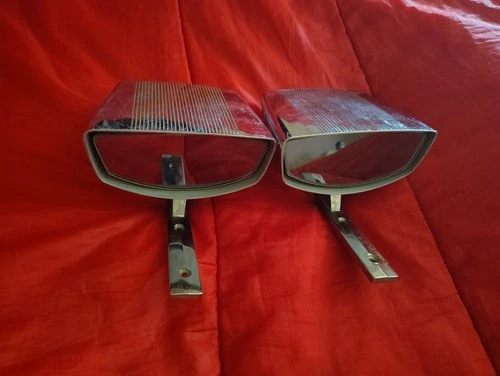 2 VINTAGE CUSTOM ACCESSORY SIDE MIRRORS, CHEVY, FORD, DODGE, RAT ROD HOT ROD 