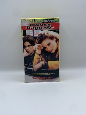 Excess Baggage VHS Alicia Silverstone, Benicio Del Toro Hollywood Video