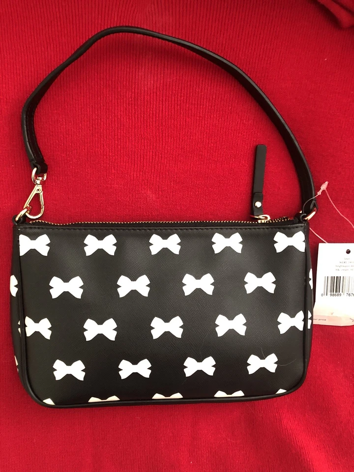 Mini embrague Kate Spade New York - Brightwater Drive. Negro/crm Foto 2 de 3
