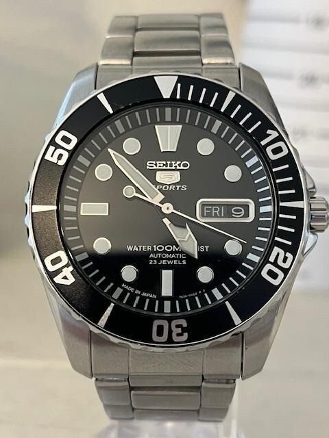 時計 SEIKO5 SPORTS SNZF17J1 Seiko 5 Sports SNZF17J1 Day Date St.Steel 100M 23 jewels