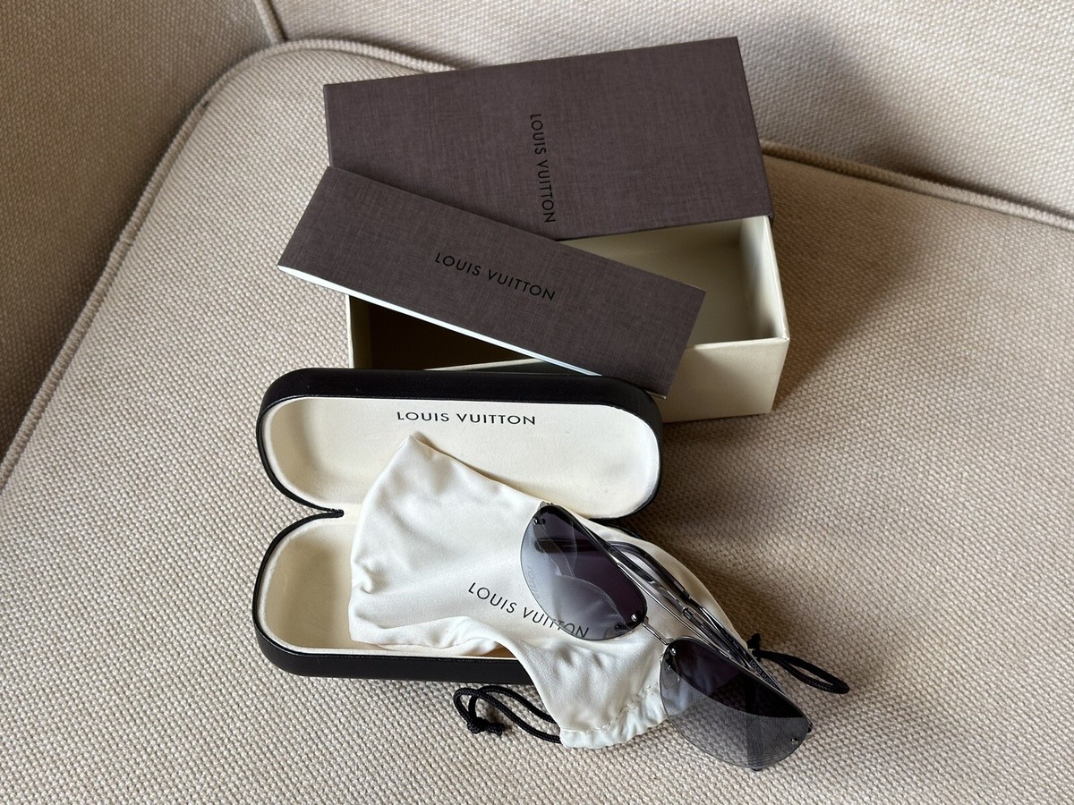 Louis Vuitton Collection Pilot Sunglasses Socoa Damier Louis Vuitton Collection Pilot Sunglasses Socoa Damier