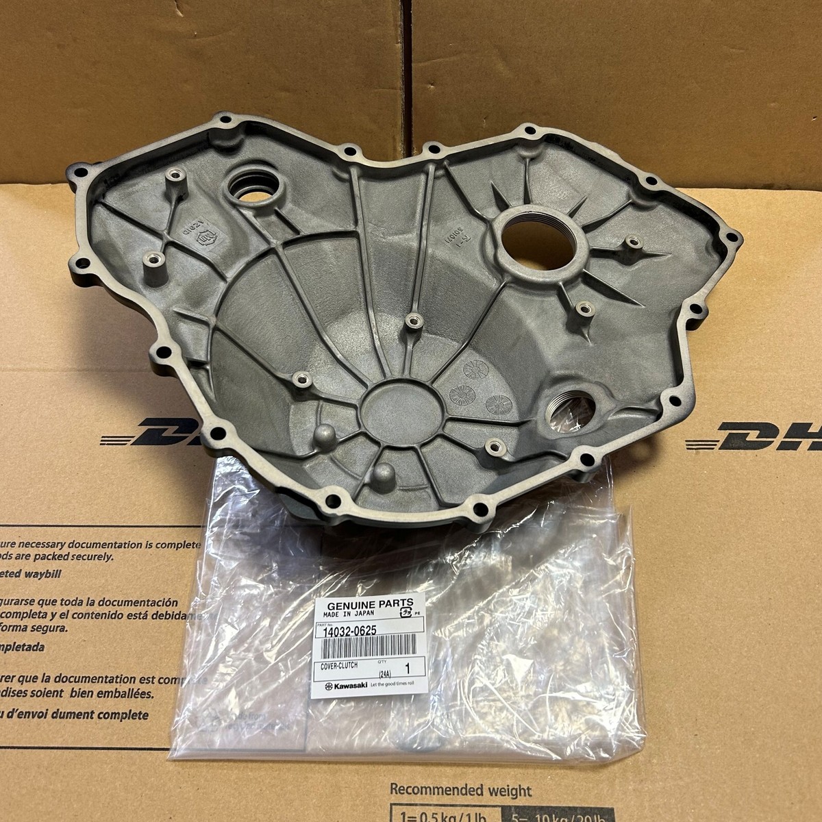 KJR　シャグポーチ NEW】Kawasaki Genuine 2015-2022 Ninja H2 H2R Cover Clutch