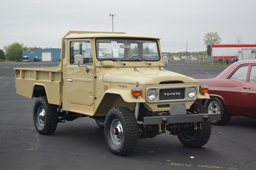 Rear Lh+Rh Corner Door Rubber Fits Toyota Land Cruiser FJ40 45 47 1975 - 1984 - Picture 7 of 7