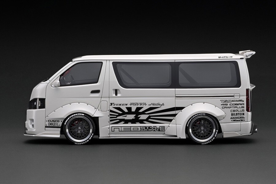 IG2804 ignition model 1:18 Toyota T・S・D WORKS HIACE Pearl White