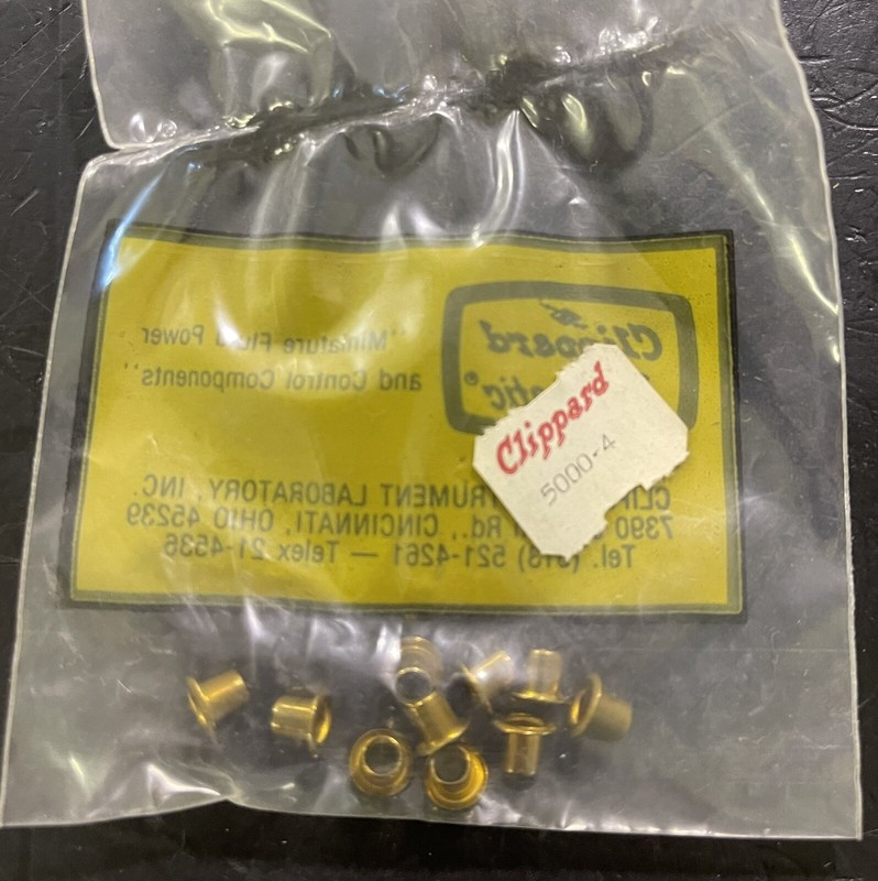 Clippard Minimatic 5000-4  1/8” OD Hose Clamp  3 Reusable Bags of 10 NEW