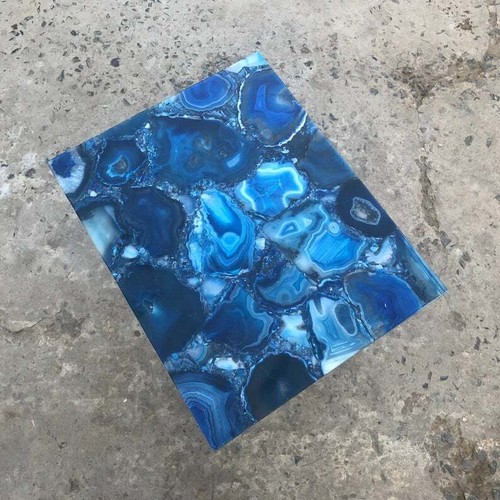 15" x 12" Blue Agate Table Top With Wooden Stand - Picture 3 of 6
