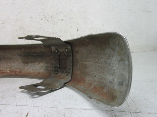 1982 Kawasaki KZ440 A3 Ltd Front Fender with Stay - Picture 8 of 10