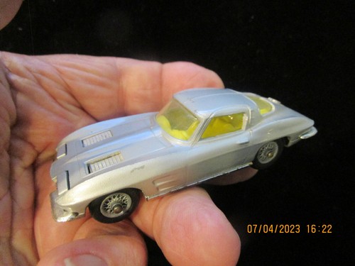Corgi Toys Silver CHEVROLET STINGRAY Original Unboxed Vintage Classic Vet - Picture 11 of 16