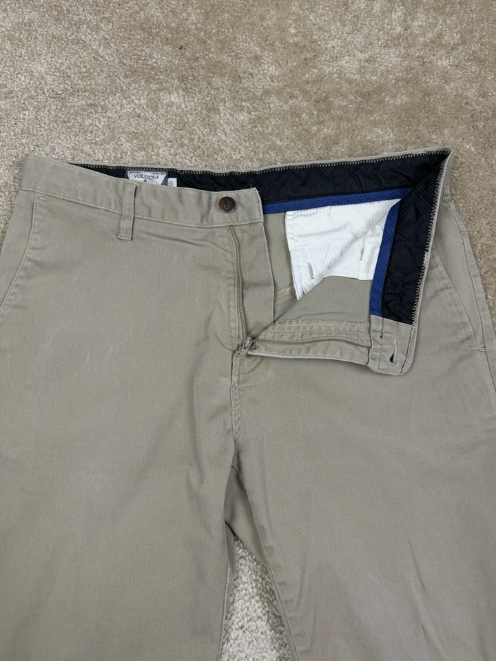 Volcom Slash Pockets Casual Size 32 Flat Front Chinos Shorts Beige Tan A975 - Image 4 of 4