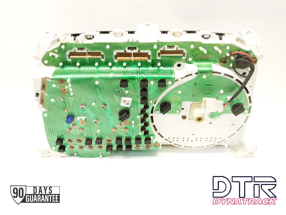 Mitsubishi Canter Fuso Truck 1999 Speedometer Instrument Gauge Cluster MC898034 Foto 4 de 4