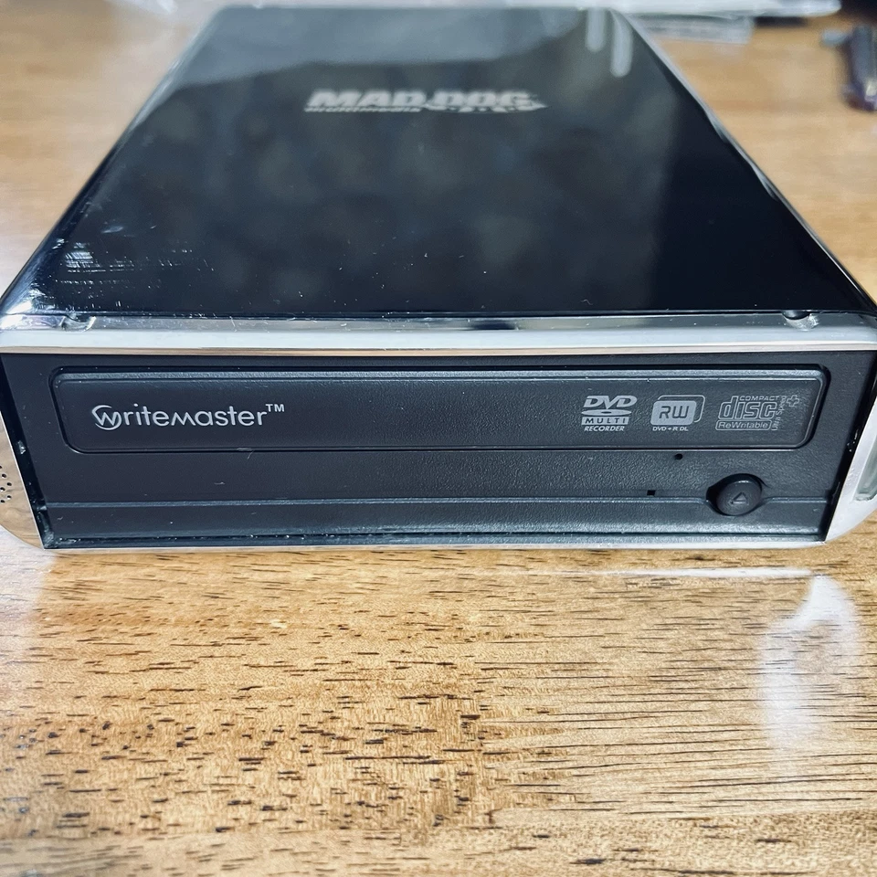 Mad Dog Multimedia External CD/DVD Drive Read/Write NO CORDS - Image 3 of 4