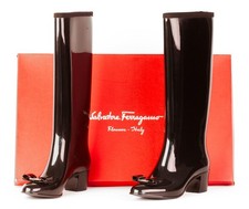 Ferragamo Regenstiefel, neu mit Karton und St...