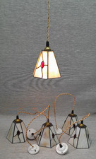 UN LUSTRE SUSPENSION VITRAIL ART DÉCO STYLE TIFFANY VINTAGE ÉLECTRICITÉ NEUVE