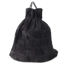 ISSEY MIYAKE MEN Velor-like Checkered Square Pleated Drawstring Bag bag knap...