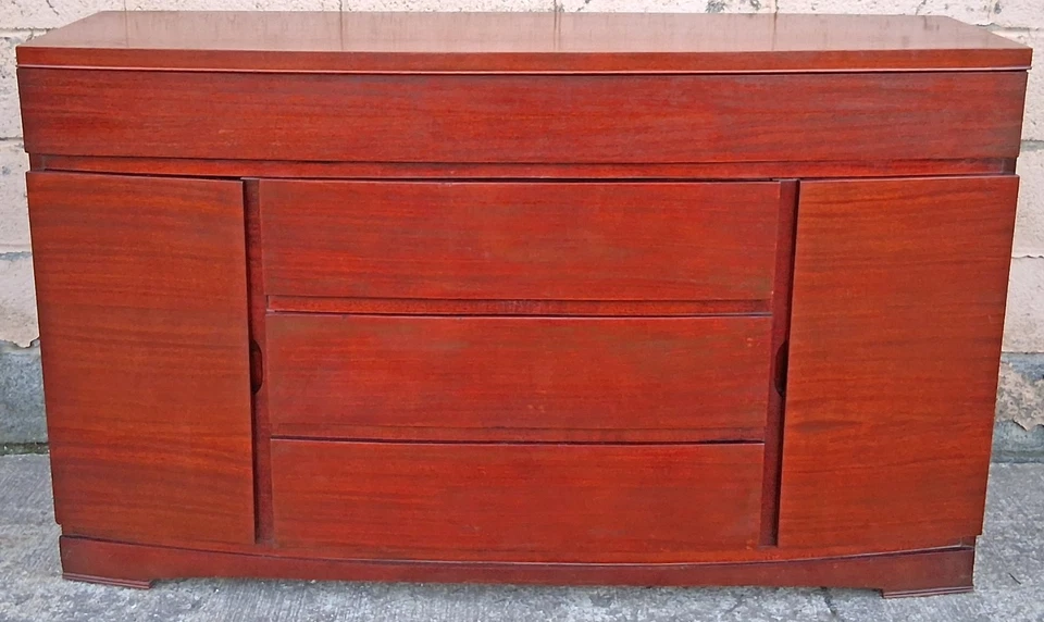 Antiguo buffet de servidor frontal vintage moderno de mediados de siglo de madera maciza de caoba arco Foto 2 de 4