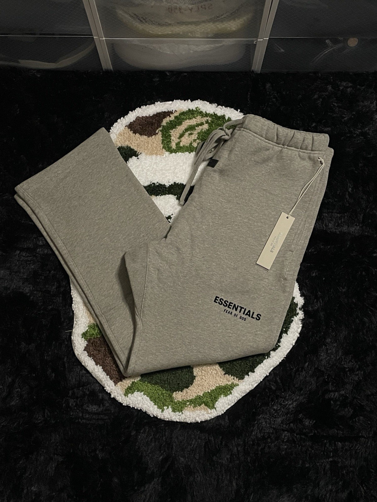 Size Large - Essentials Dark Oatmeal Pullover Swe… - image 1