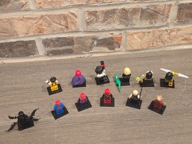 12 LEGO Marvel Super Heroes Minifigures Wolverine Chopper Magneto Deadpool Loki