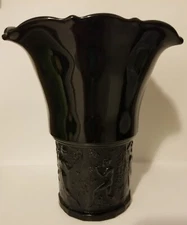 Vtg LE Smith Black Amethyst Art Deco Tri-Corner Vase EUC Nymphs 1930s