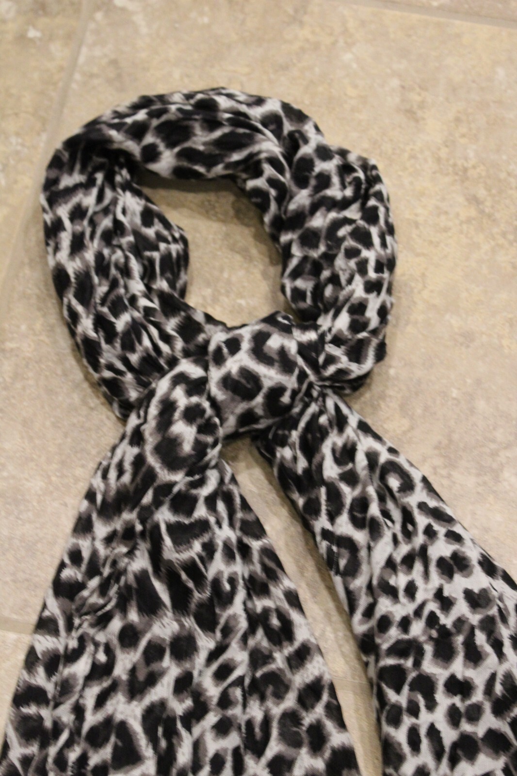 Lightweight Accent Scarf Rectangle Gray Black Leo… - image 3