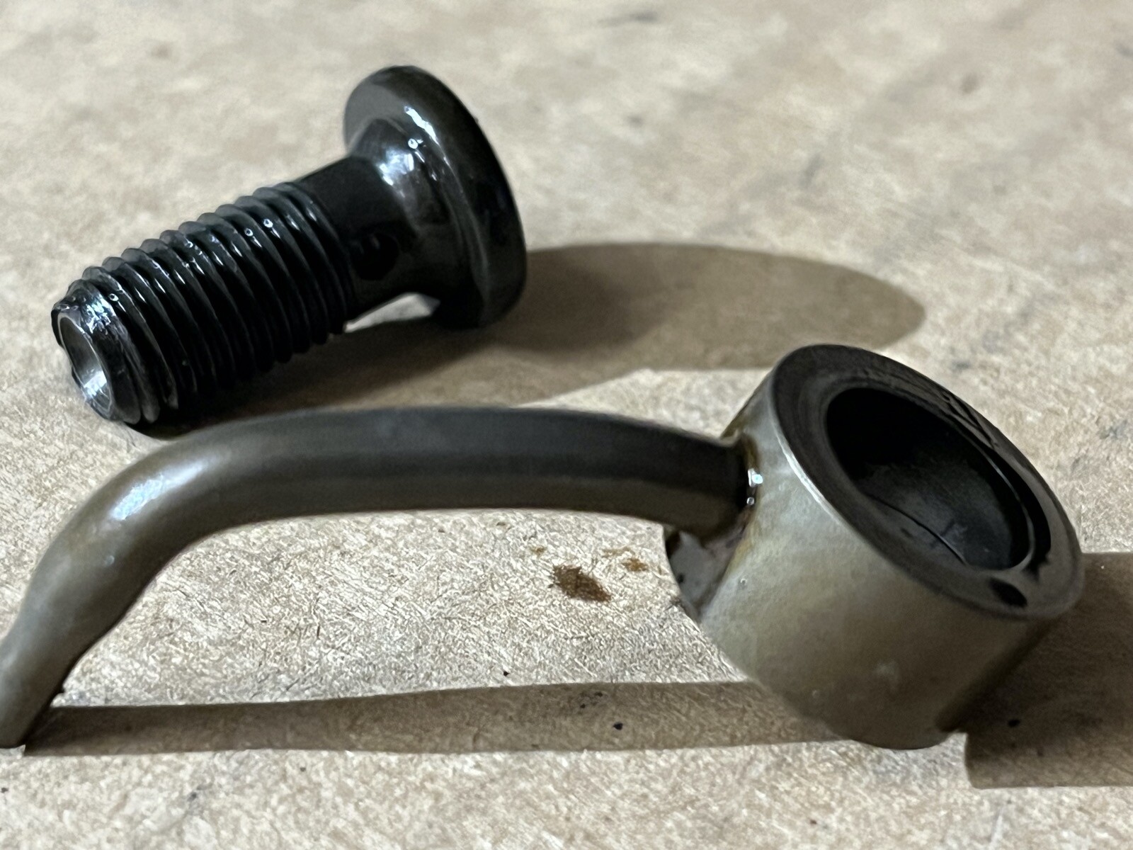 BMW N51 N52 N53 PISTON OIL SPRAY NOZZLE 11117524800-R5S3B1 | eBay 