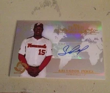 2013 TOPPS WBC TRIBUTE SALVADOR PEREZ REFRACTOR AUTO ROYALS NICE