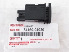 Genuine OEM Toyota 84160-04020 Fog Light Lamp...