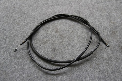 Audi TT 8S Klappenschlosszug 8S1823535B Schlosszug vorne Motorhaube Bowdenzug