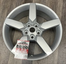 Chevrolet Camaro 2010 2011 2012 2013 2014 2015 5442 Oem Wheel 19 X 8 Silver
